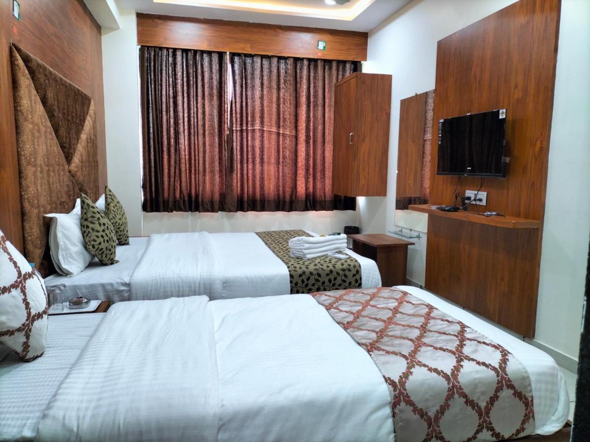 Divya Palace Hotel 3*